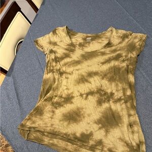 Victoria's Secret Green Tan Relaxed Short Sleeve Tee